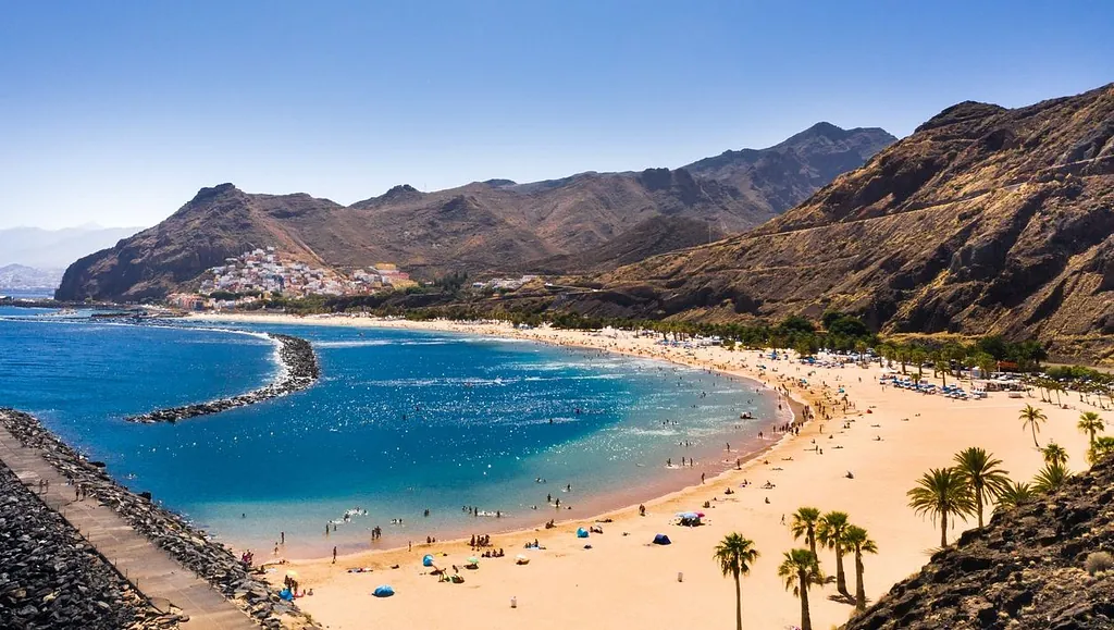 vista cala playera de tenerife